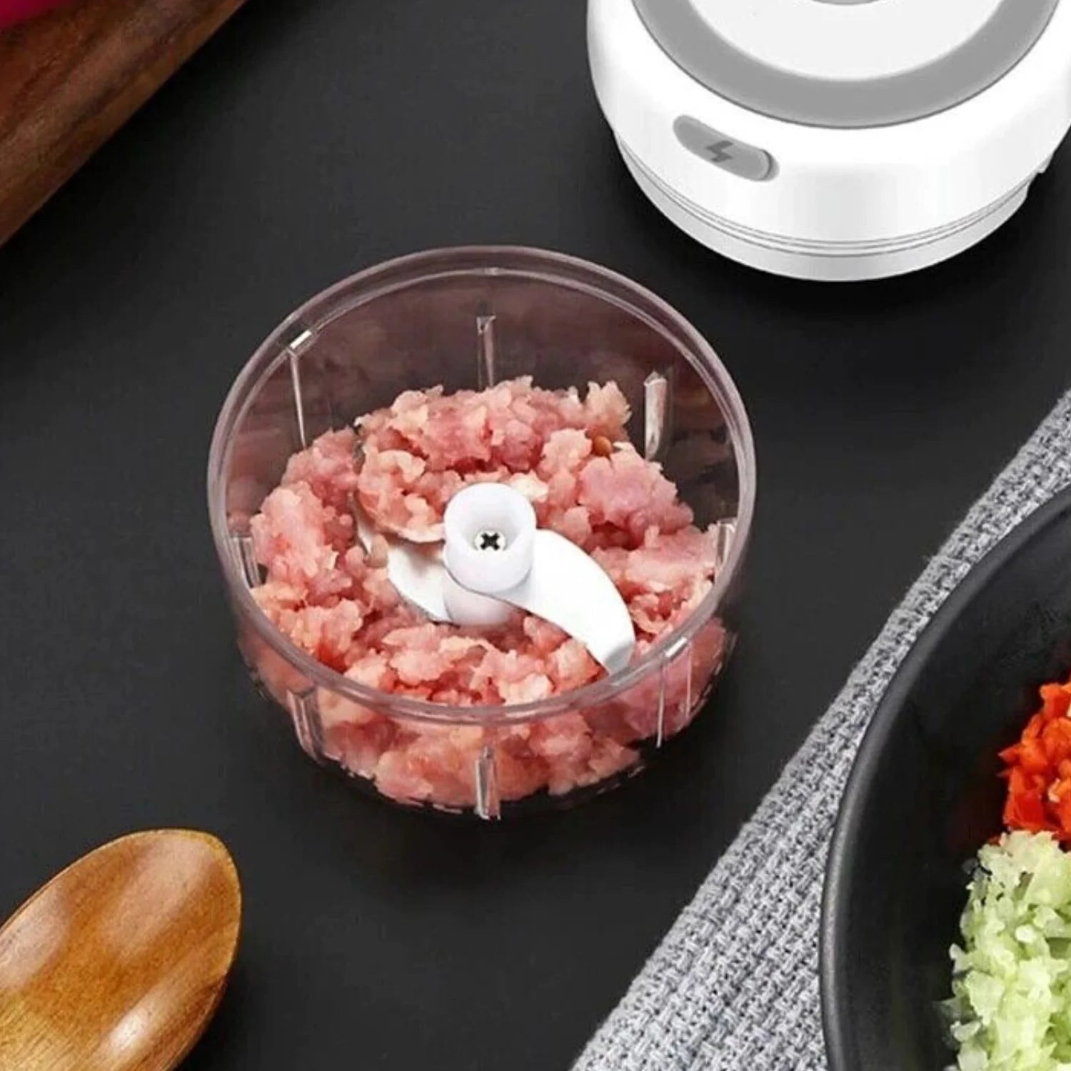 Electric 300ML Garlic Press Chopper Chili Onion Fruits Meat Mincer Blender Mixer